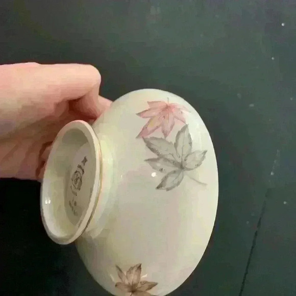 Thomas R Germany Limoge trinket box - Picture 3 of 6